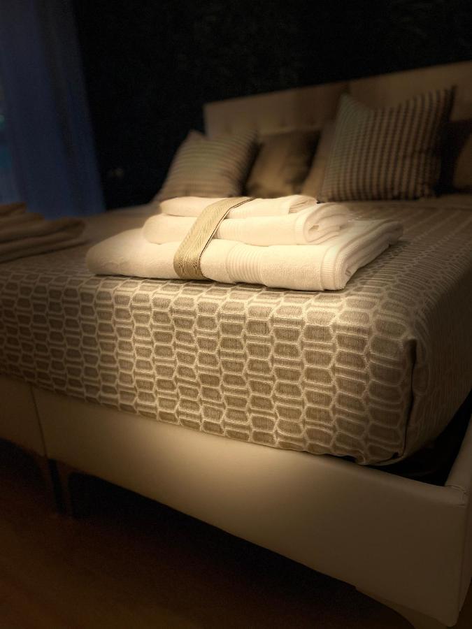 페스카라 Carducci 83 B&B 외부 사진