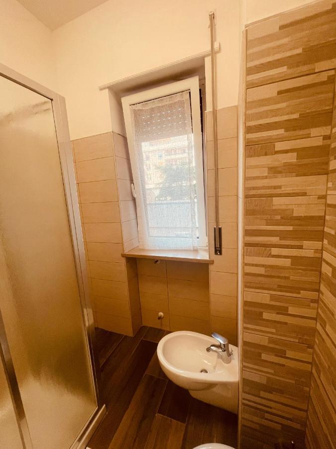페스카라 Carducci 83 B&B 외부 사진